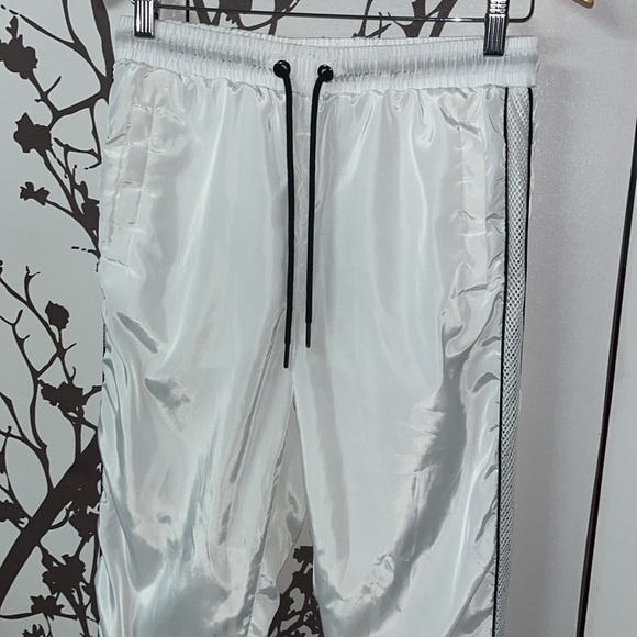 ReVamped Size Small White with Black Stripes Mesh Trackpants NWOT $35 - Picture 2 of 11